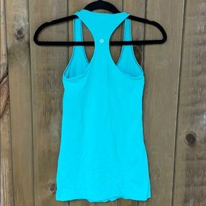 Lululemon tank 🤍